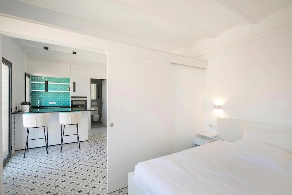 דירות Awesome Stylish Flat Barceloneta ספרד